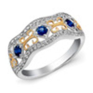 EXQUISITE AND EXQUISITE PATTERN HOLLOW DIAMON